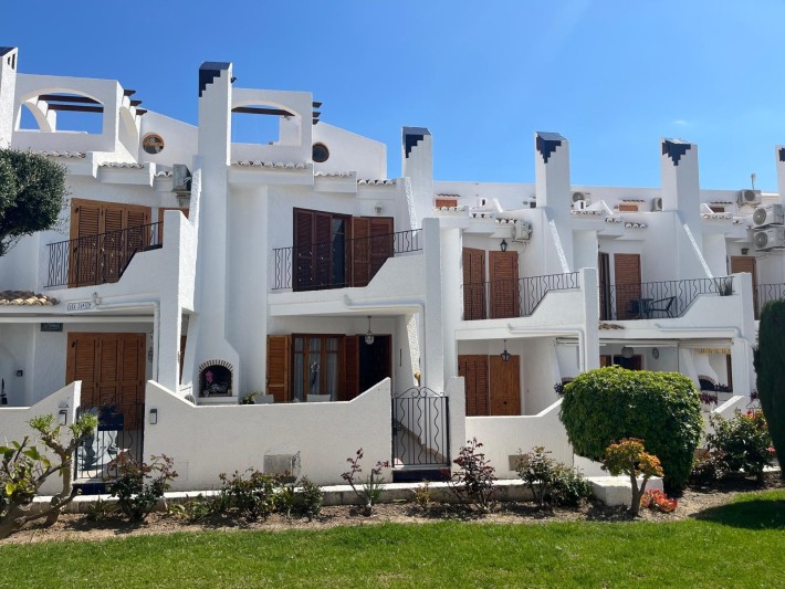 Terraced house on the beachside of Cabo Roig