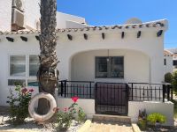 Semi-detached bungalow in great location on the beachside of Cabo Roig
