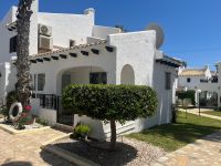 Semi-detached bungalow in great location on the beachside of Cabo Roig