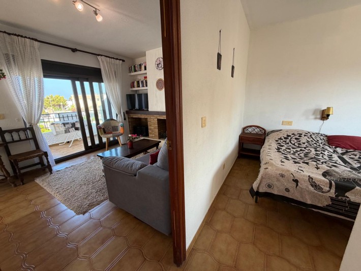 Upstairs apartment with 3 terraces at Cala Capitán beach in Cabo Roig Upstairs apartment with 3 terraces at Cala Capitán beach in Cabo Roig