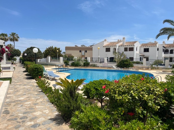 Upstairs apartment with 3 terraces at Cala Capitán beach in Cabo Roig Upstairs apartment with 3 terraces at Cala Capitán beach in Cabo Roig