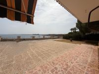 Villa with large frontline plot in Cabo Roig with stunning panoramic seaviews and great potential