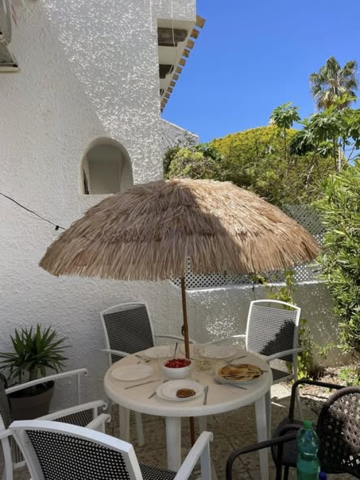 Spacious terraced house in fantastic location only 100m from the beach in Cabo Roig