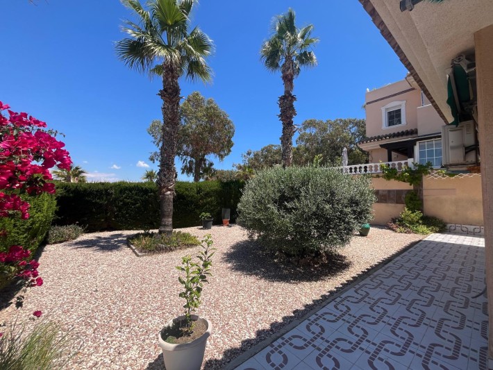Spacious villa in Los Altos Spacious villa in Los Altos