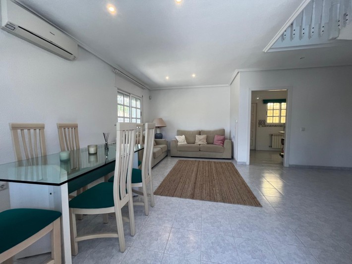 Spacious villa in Los Altos Spacious villa in Los Altos