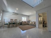 Spacious villa in Los Altos
