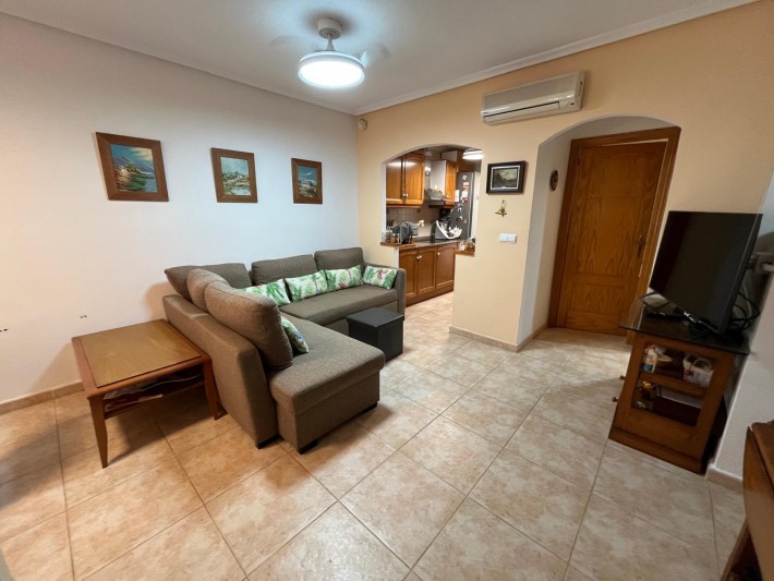 Spacious terraced house with 2 community pools in Los Altos Spacious terraced house with 2 community pools in Los Altos