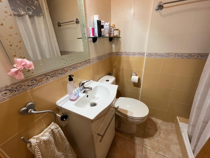 Spacious terraced house with 2 community pools in Los Altos Spacious terraced house with 2 community pools in Los Altos