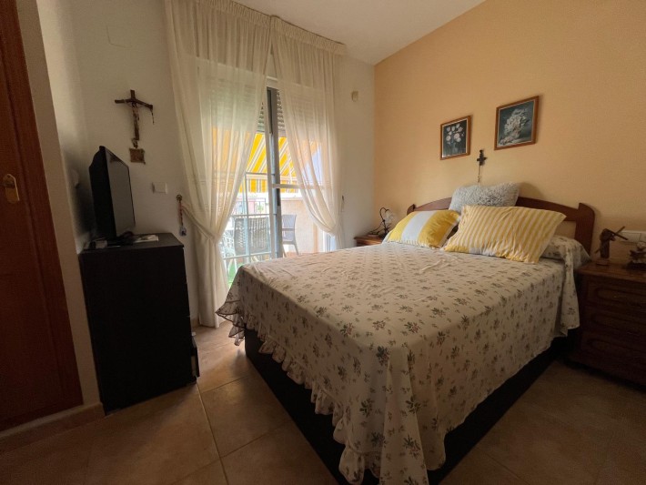 Spacious terraced house with 2 community pools in Los Altos Spacious terraced house with 2 community pools in Los Altos
