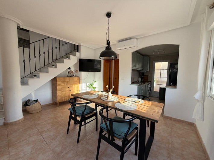 Semi-detached house on large corner plot in Los Balcones Semi-detached house on large corner plot in Los Balcones