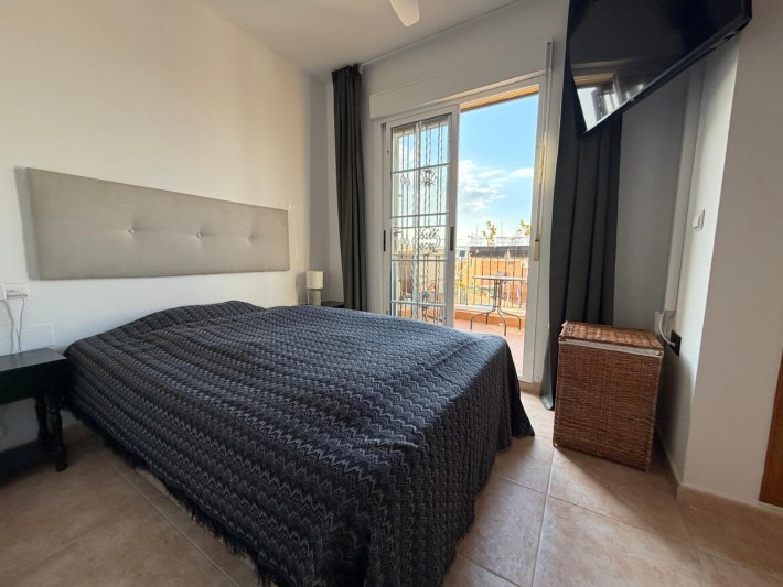 Semi-detached house on large corner plot in Los Balcones Semi-detached house on large corner plot in Los Balcones