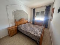 Terraced house in sunny location overlooking the community pool in La Florida