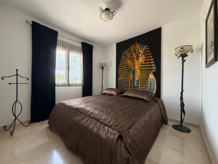 Luxury duplex penthouse with great views in Las Ramblas Luxury duplex penthouse with great views in Las Ramblas