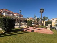 Downstairs apartment with large terrace in La Zenia