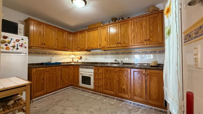 Downstairs apartment with large terrace in La Zenia