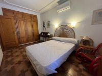Vivienda adosada con apartamento independiente en la zona de playa de La Zenia