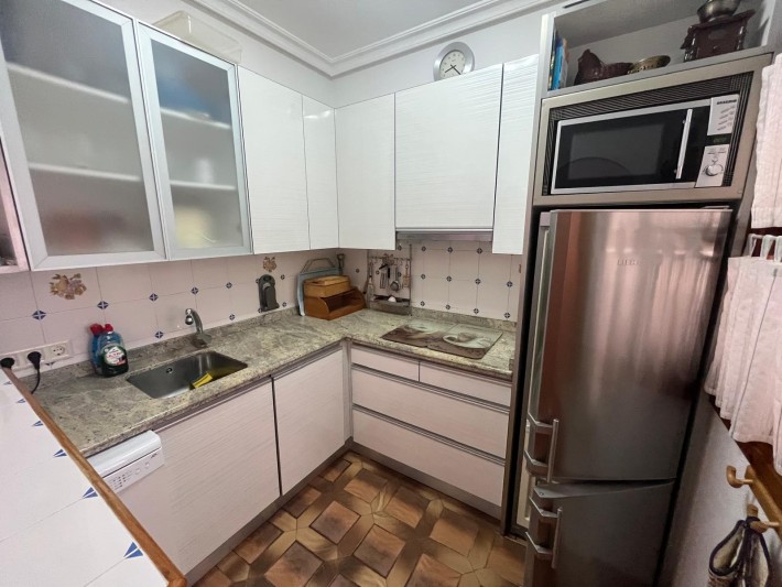 Vivienda adosada con apartamento independiente en la zona de playa de La Zenia