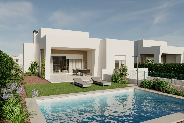 Modern new villas on one level with private pool at the golf course