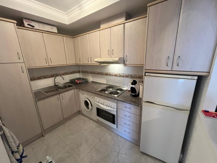 Sunny apartment in Playa Flamenca with large community pool