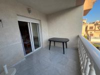 Sunny apartment in Playa Flamenca with large community pool