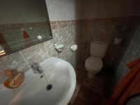Well presented corner house in central location in Playa Flamenca