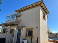 Spacious detached villa with private pool in Playa Flamenca