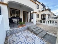 Spacious apartment with 3 bedrooms and 2 community pools in Playa Flamenca
