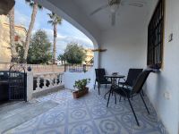 Spacious apartment with 3 bedrooms and 2 community pools in Playa Flamenca