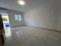 Spacious apartment with 3 bedrooms and 2 community pools in Playa Flamenca