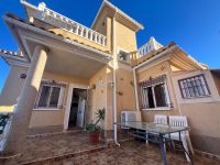 Casa independiente en lugar central en Playa Flamenca