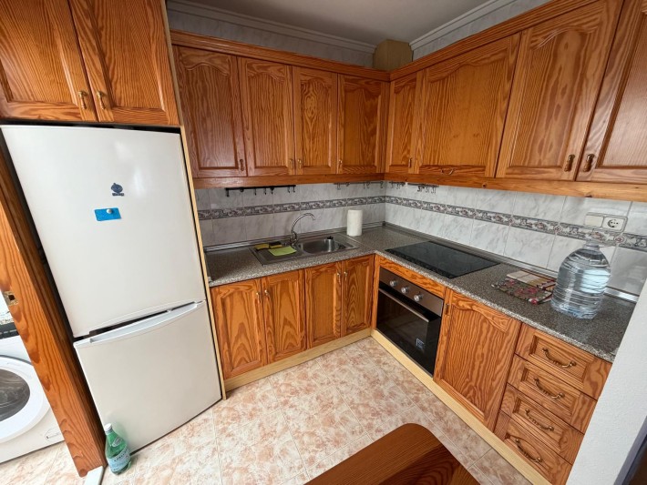 Well presented corner house in Playa Flamenca
