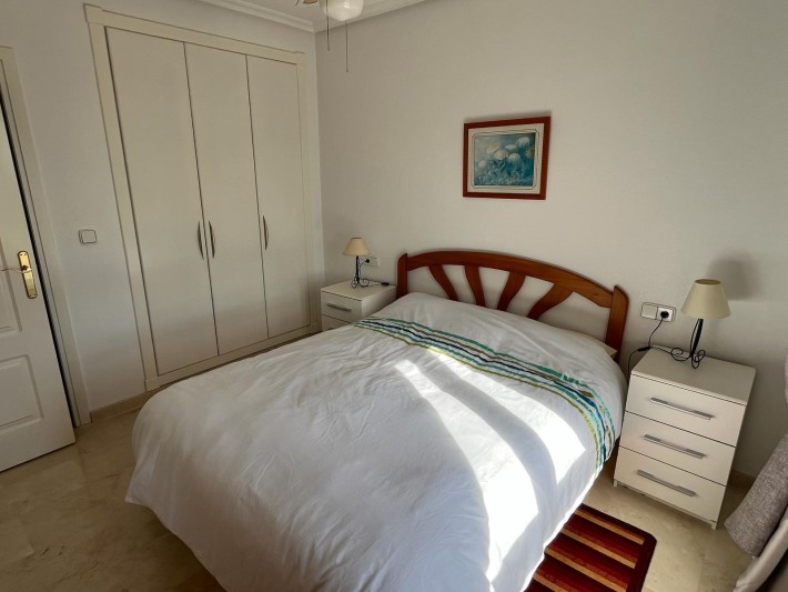 Spacious apartment in gated complex in Playa Flamenca