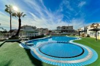 Well presented corner house with 3 bedrooms in Playa Flamenca