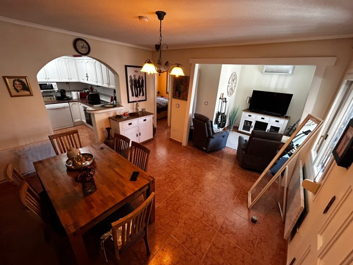 Spacious corner house in gated complex close to amenities in Playa Flamenca Spacious corner house in gated complex close to amenities in Playa Flamenca