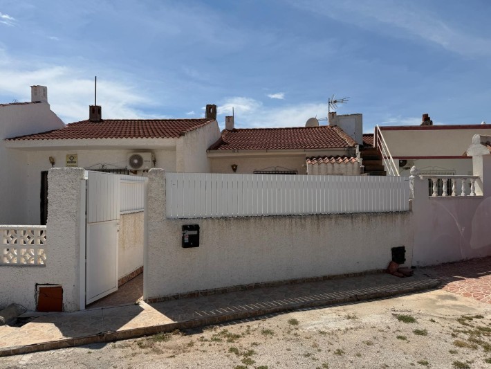 2-bedroom bungalow in Torrevieja