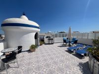 Upstairs corner apartment with fantastic views