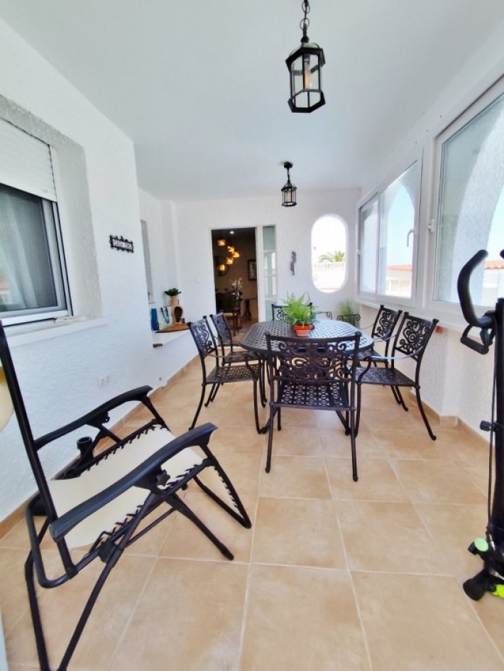 Large detached villa with private pool in San Miguel de Salinas