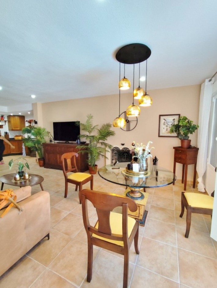 Large detached villa with private pool in San Miguel de Salinas