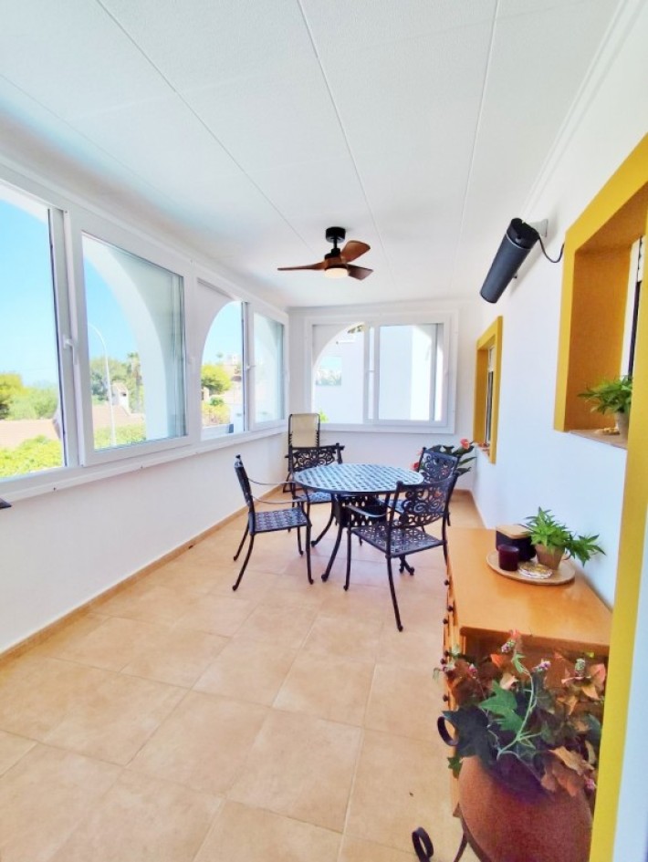 Large detached villa with private pool in San Miguel de Salinas