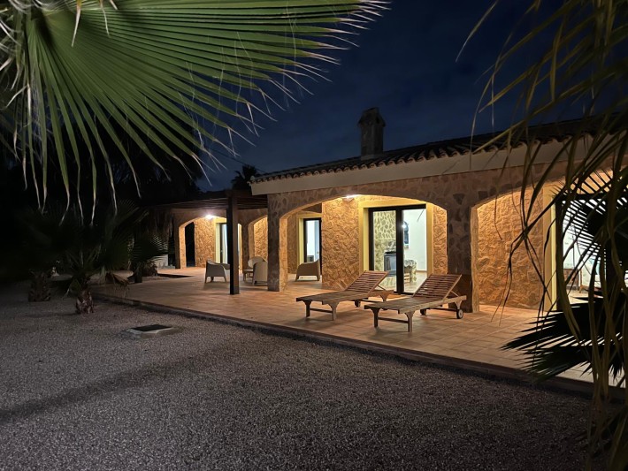 Luxury Finca in San Miguel de Salinas