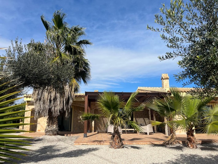 Luxury Finca in San Miguel de Salinas Luxury Finca in San Miguel de Salinas